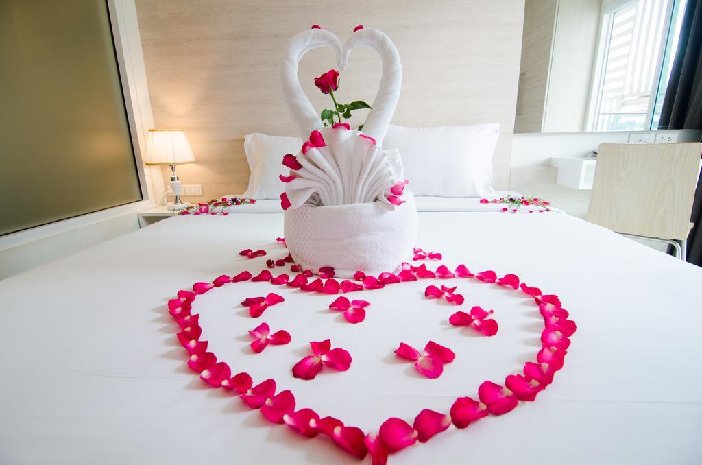 Mirage Express Patong Phuket Hotel Quarto foto